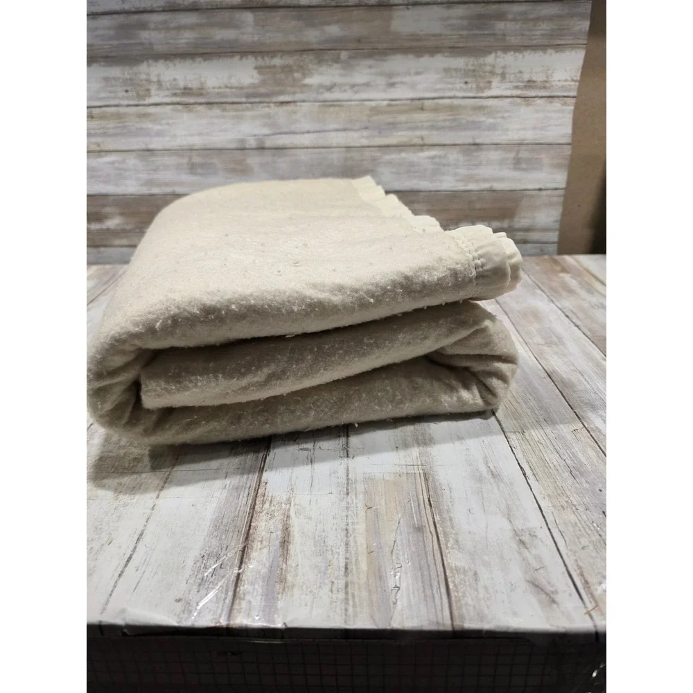 Vintage Cream Blanket Satin Trim Edge Off White 66x93 Heavy Weight Warm